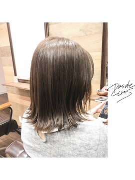 パドトロワ(Pas de trois) 新潟×春アッシュ×外ハネボブ×赤味なし