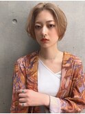センター分けで小顔ショートボブ＊担当　坂本