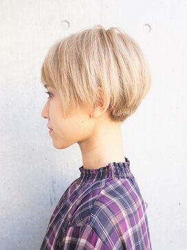 マイロ(mailo) ハイトーン×ニュアンスマッシュ×ベリーショート