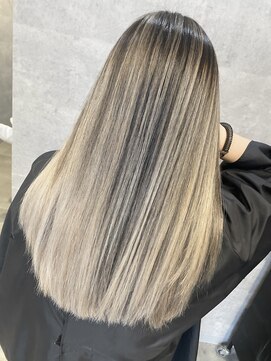 オリ(‘Oli) バレイヤージュ