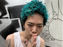 オムデュー(HOMME DEUX)