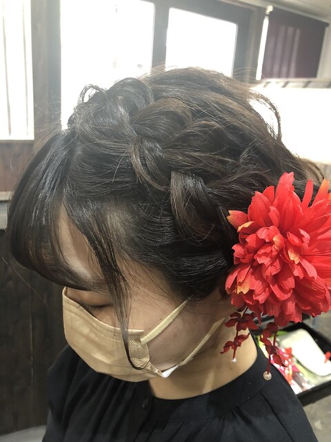 ショートにもオススメ編み込みアレンジ《ラムネhair ヒサマツ》