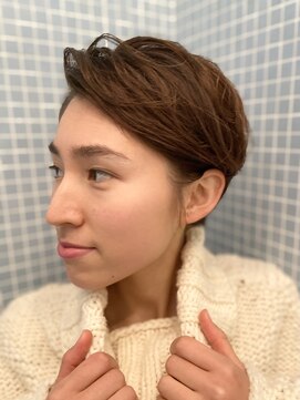 ビュートリアム 福岡(BEAUTRIUM) 大人カッコイイ、ハンサムショート