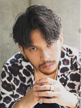 アルファ 新宿(alpha) サーフカール/ 刈り上げセンターパート/ブルーブラック[新宿駅]