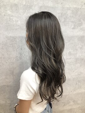 カピリナ(KA PILINA) 透明感たっぷりロング♪