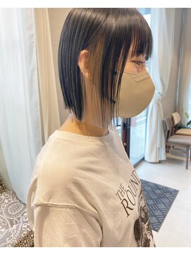 サロンアオ(salon ao) salon ao パツっとボブ×インナーカラー