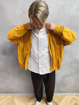 グローバルヘアー バランス(global hair BALANCE) ブロンドセンターパート