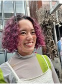 スパイラルパーマ　ビビッド　ピンク　派手髪　高円寺