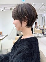 アンド ストーリーズ(&STORIES)&nbsp;前髪あり耳掛け丸みくびれ大人ショートボブ20代30代40代50代＊