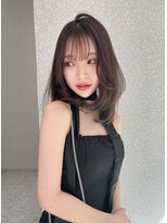 リリー(Lilley)&nbsp;くすみベージュ×姫カットレイヤー×韓国風巻き【ayana】