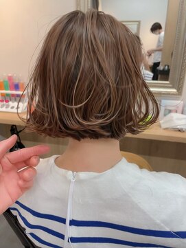 ロシェ 横浜店(loche) ニュアンスウェーブボブ×イメチェン似合わせカット美髪[横浜駅]
