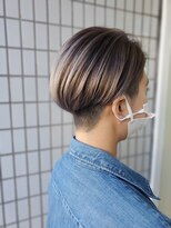 アッシュ 二俣川南口店(Ash)&nbsp;*20代30代40代/シルバーグレー/ブふんわり2ブロックショート