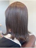大人セミロング 小顔効果 前髪なし