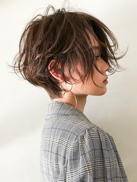 シア 表参道(SHEA.) 【千代間勇翔】ほつれショートヴェールウェーブ×モカオリーブ