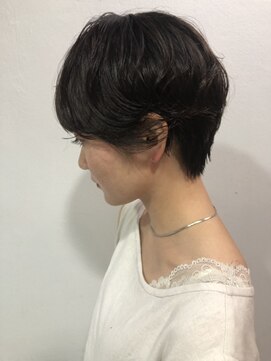 サングース(Sungoose) 小顔カットブランジュワンサイドショート