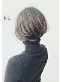 LEMO ハイライトグレージュ 前下がりハンサムショート