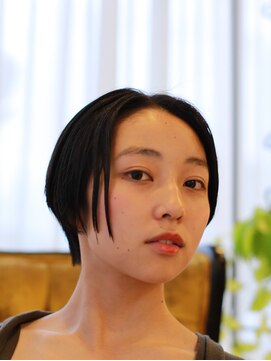 ライカ(Lycka) センターパートボブ