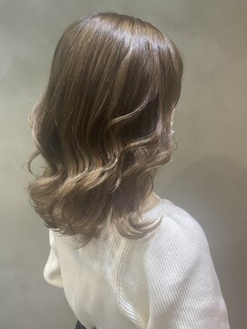 リンダテーラ(Linda tela) 【札幌　カラー（アッシュベージュ）】