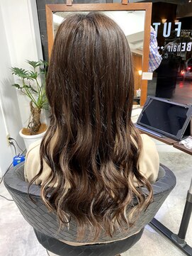 フツーロ 栄(FUTURO) #プルエクステ#インナーカラー#ハイライト