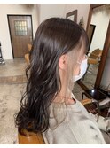 ベージュインナーカラー