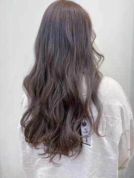 アヴァンセ サニー美容室 ナチュラルハイライト