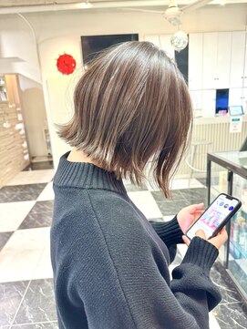 テテ(TETE) ボブ/切りっぱなしボブ/縮毛矯正