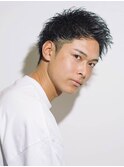横顔に惚れる…爽やかツーブロック