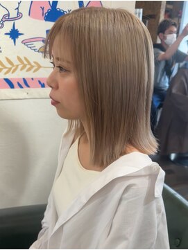 ホロホロヘアー(Hair) 2024 ホワイトベージュカラー