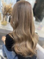 ラビス 浦和(Lovis)&nbsp;アンブレラカラー／こなれミディ／ウェーブパーマ／韓国マッシュ