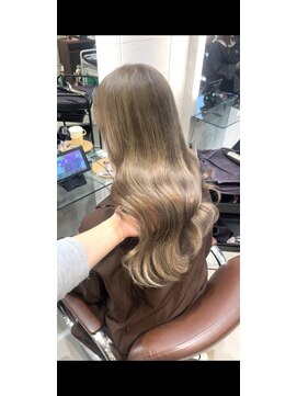 ヘアーメイクチック(HAIR MAKE CHiC) ベージュカラー