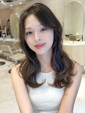 ミズチャーム(Ms.CHARM) レイヤーカット/縮毛矯正/コスメストレート/顔周りカット/韓国