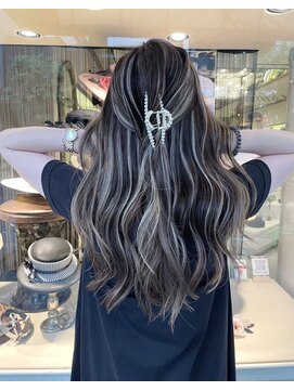 アミ(Ammi) ◆ハイライト/レイヤー/イルミナカラー/髪質改善/縮毛矯正