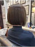 切りっぱなしショートボブ20代30代40代オリーブグレージュ