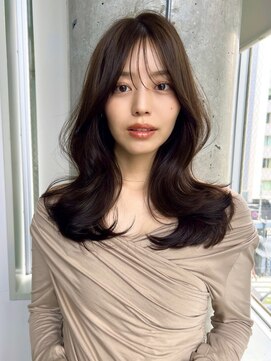 ボンドストーリー 那覇おもろまち店(Bond Story) レイヤー/セミロング/シースルーバング/くびれヘア/グレージュ