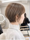 ベージュミルクブラウン白髪染め卒業ショートボブ40代50代
