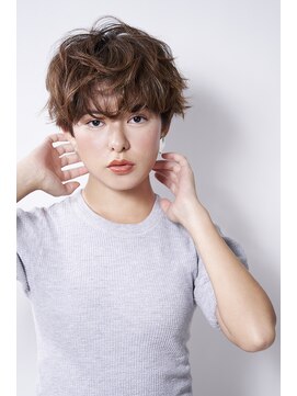 タヤ 香椎店(TAYA) クセ毛風パーマ×3Dカラー×外国人風ショート