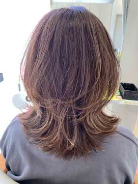 スタッフ イット ヘアー ネオウルフ×ハイライト♪