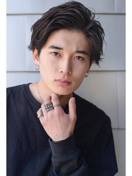 メーヴェ(Mowen) mowen 南堀江　７：３パート　ウェットスタイリング　パーマヘア