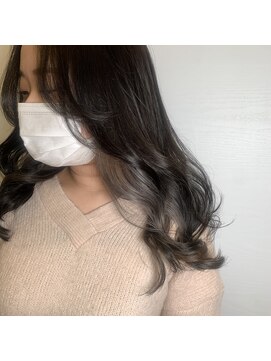 バリエ ホテル日航札幌店(VARIE) イヤリングカラー 12月