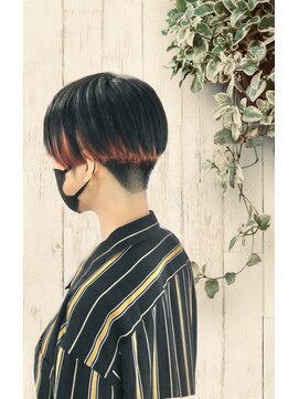 ヘアーサロン ベルカ(hair salon BELLKA) 刈り上げマッシュ×インナーカラー