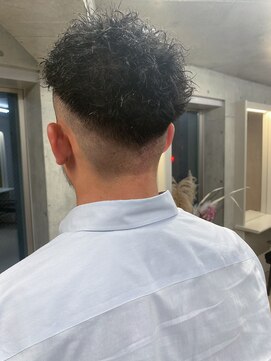 エウペ 渋谷(WEUPE) 束感/波巻き/ハイライト/マッシュパーマ