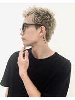 ミドル(MIDDLE)&nbsp;スパイキーショート/ハイトーンカラー/ベリーショート/府中