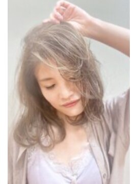 オブハーツ 若葉台店(OF HEARTS) 髪質改善・白髪染め・白髪ぼかし・白髪・グレイカラー・グレイ