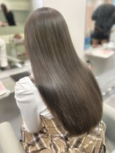 《透明感&くすみが手に入るグレージュカラー》髪の赤みを消してくれるカラー[ブリーチなし/髪質改善]