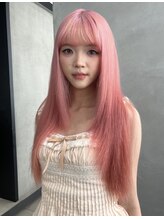 オフホワイト 大阪店(Off-White) 透明感女の子が憧れるpink