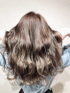 エミュー 大船店(emue) 大船駅ブラウン顔周りレイヤーカットオリーブベージュカラー◆