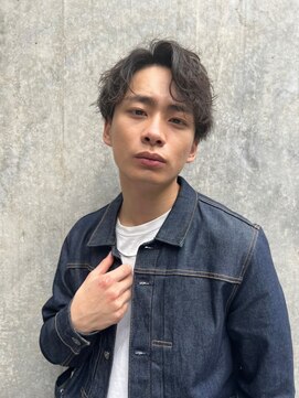 【鶴見】メンズパーマ　センター分け/メンズカット