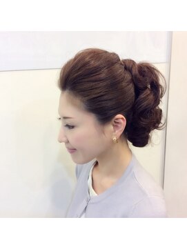 ラパン 美容室 ポニーテール