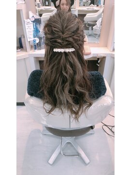 ビューティーユミ(BEAUTY YUMI.jp) お呼ばれハーフアップ