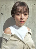 キー(kii) 大人可愛い耳かけ小顔ショートボブ
